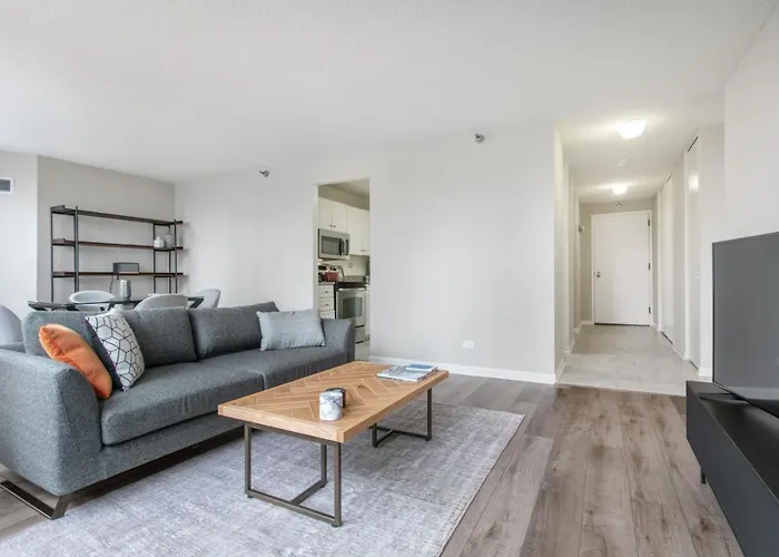 River N 2br W Gym Wd Nr Magnificent Mile Chi-164 Апартаменты *