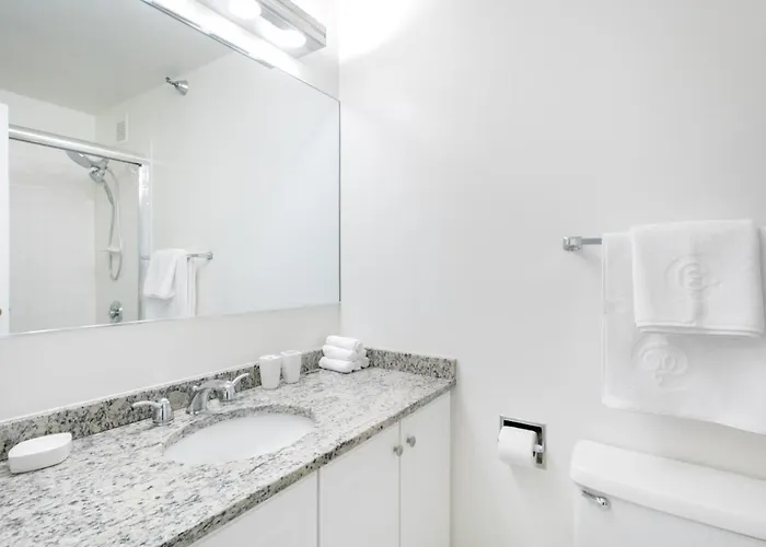 Апартаменты River N 2br W Gym Wd Nr Magnificent Mile Chi-164 Чикаго